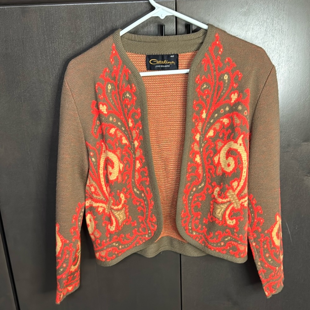 Vintage light chocolate brown open cardigan with design